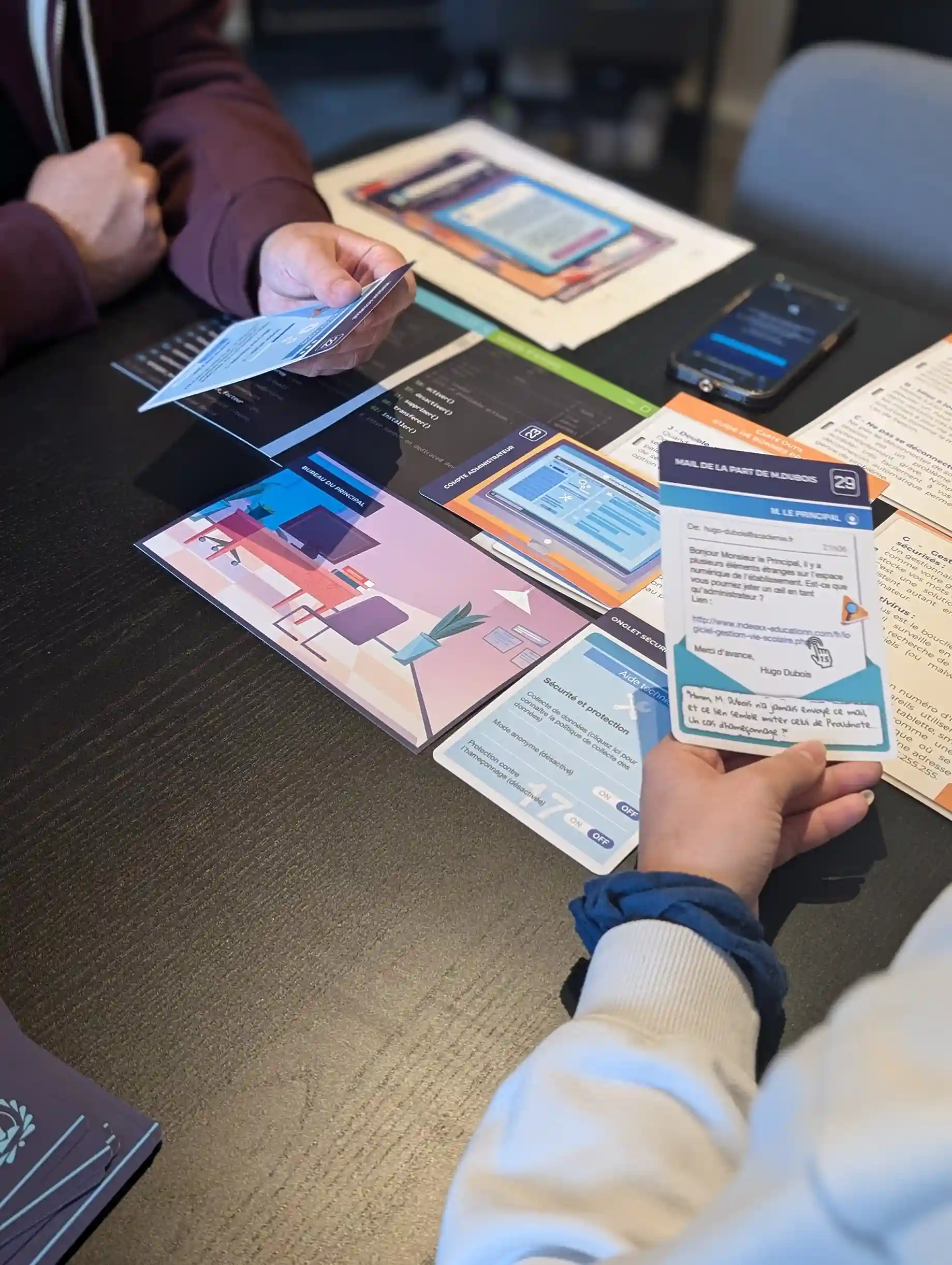 Cyber Enquête - Jeu Hybride PXL 20241002 124241588.PORTRAIT 11zon